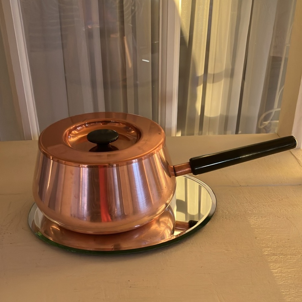 MCM SIGG of Switzerland Copper Fondue Pot With Lid, Black Handle